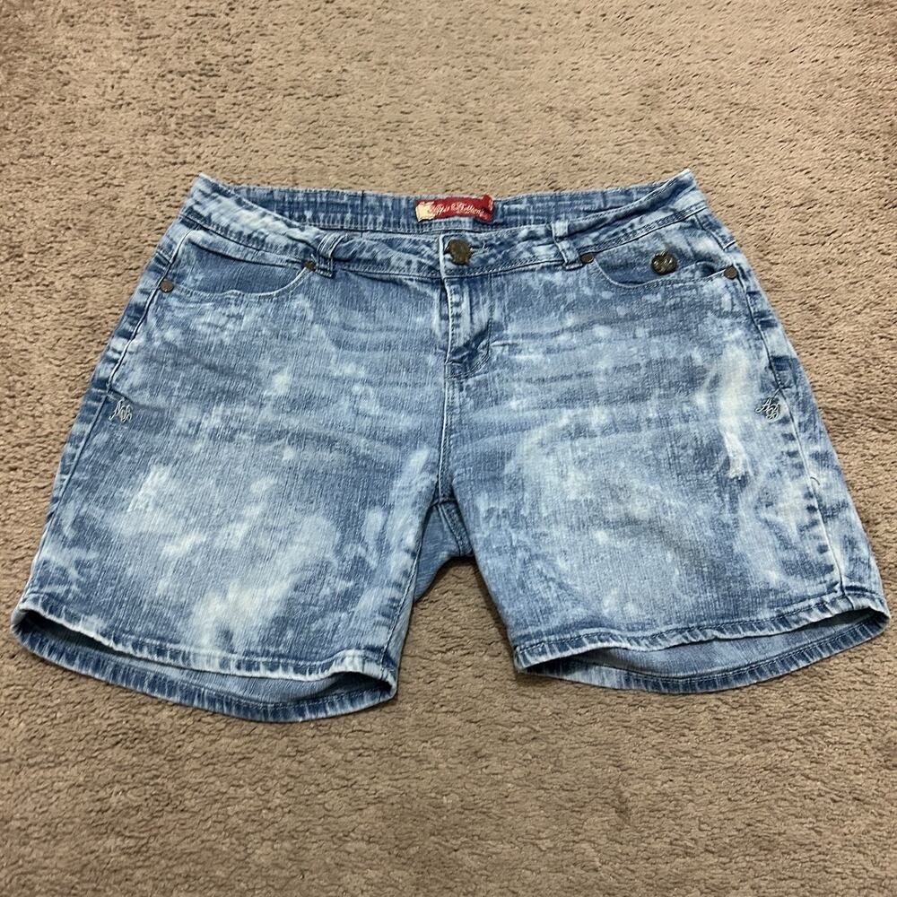 Apple Bottoms Vintage Y2K Acid Wash Jean Shorts Size 11/12 Gold Embroidery